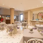San Francisco Otel 3*