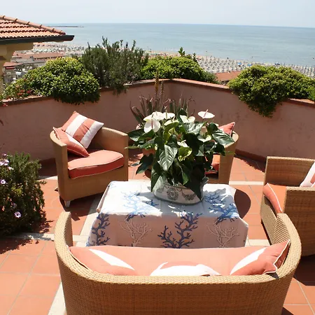 San Francisco 3* Viareggio