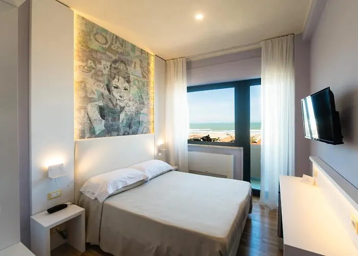 San Francisco 3* Виареджо