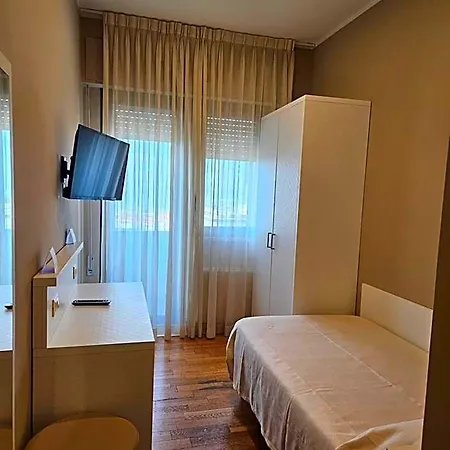 Szálloda San Francisco 3*