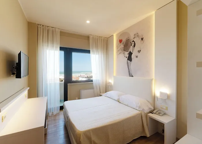 San Francisco 3* Viareggio